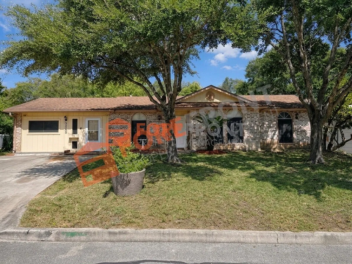 7845 Village Oak Dr — Photo 1