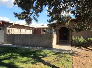 549 Todd Loop, Los Alamos, NM 87547