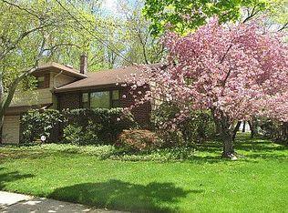 1739 Lilbet Rd, Teaneck, NJ 07666