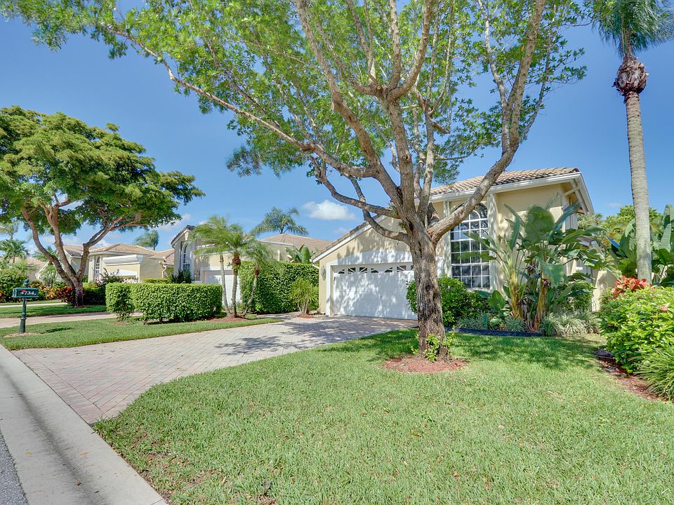 1st image of 4734 Carlton Golf Dr