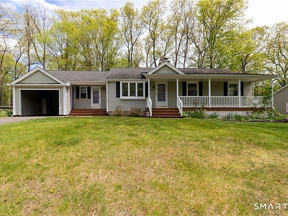 3rd image of 10 Tanglewood Rd