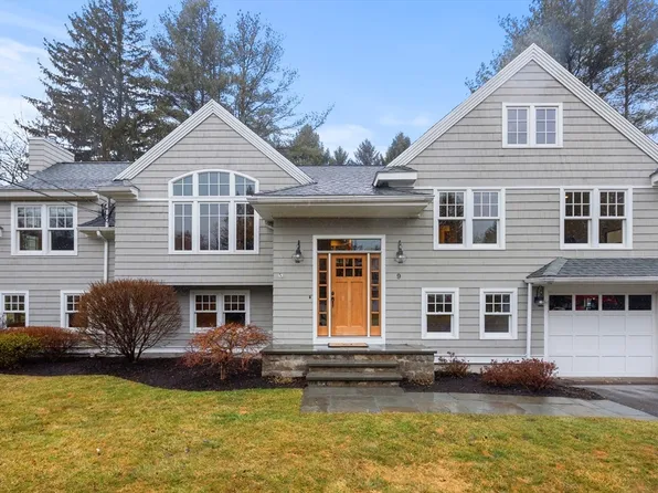 9 Augustus Rd, Lexington, MA 02421