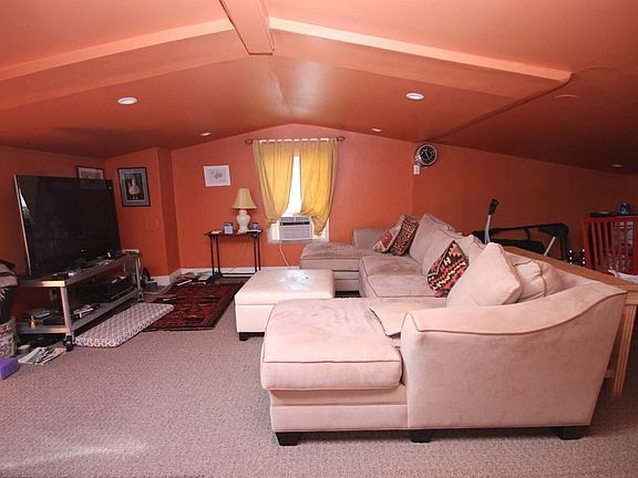 3rd floor media room, den/guest bedroom