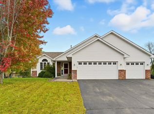 1075 Kilbirnie Rd, Big Lake, MN 55309