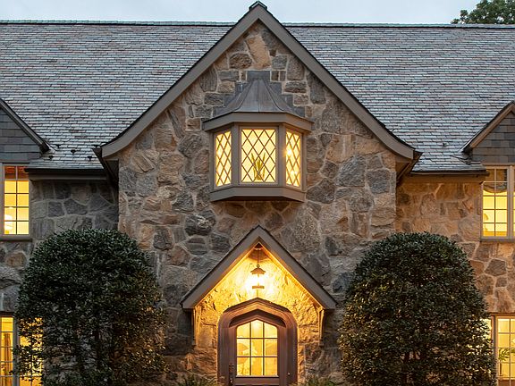 Gray doors virtually painted - currently wood tone