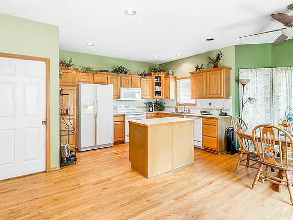 4th image of 4336 N Rushwood Cir
