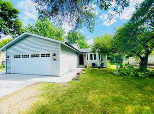 11553 100th Pl N, Maple Grove, MN 55369