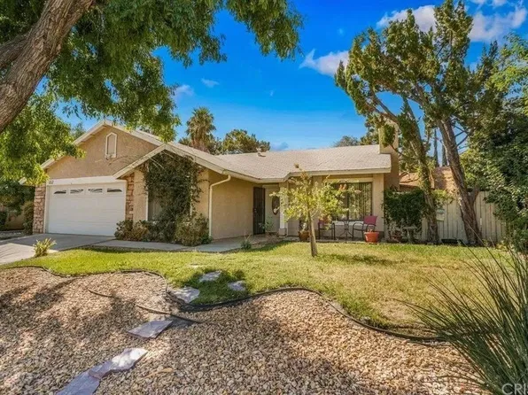 112 Horizon Rd, Palmdale, CA 93550
