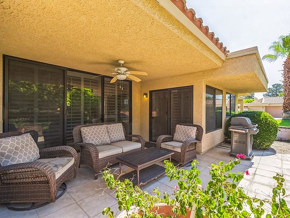 3rd image of 6721 Greenwood Cir
