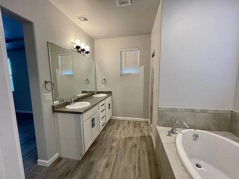 4580 Alamo Canyon Cir — Photo 15