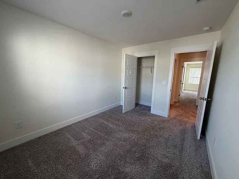 814 Thread Way — Photo 42