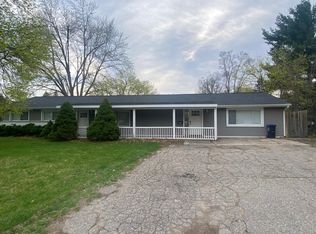 5515 Oak Park Dr, Clarkston, MI 48346