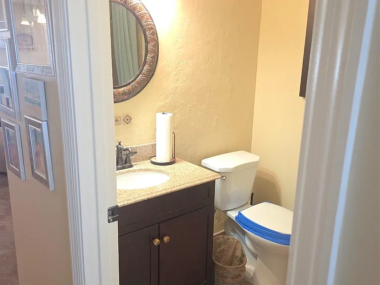 5349 Lakefront Blvd #B — Photo 12