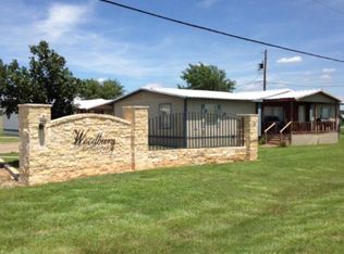 8230 Upton Rd, Amarillo, TX 79119