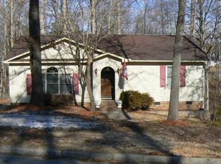 305 Pinonwood Dr, Simpsonville, SC 29680