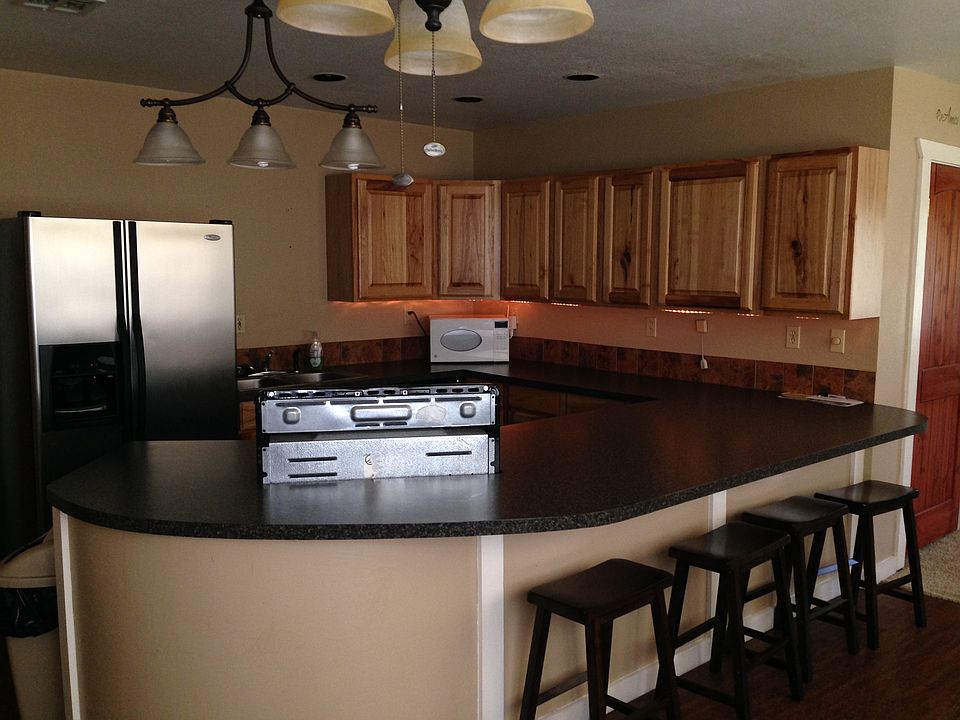 1st image of 503 W 11th Ave