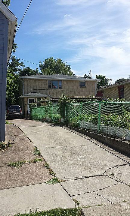 Privacy/Off Street Parking
