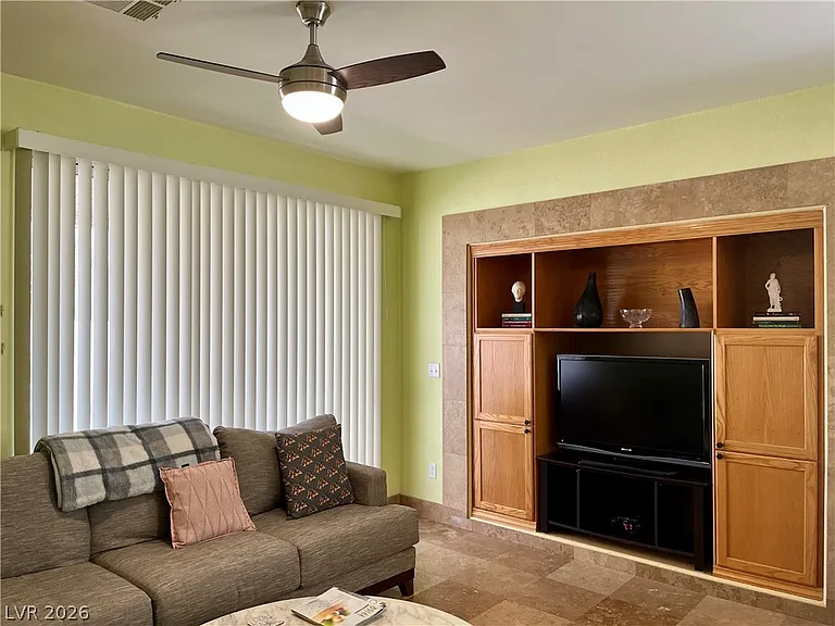 340 Jacaranda Arbor St — Photo 10