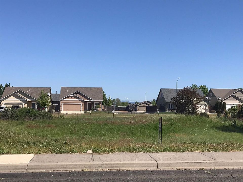 2nd image of 3652 Avenue A