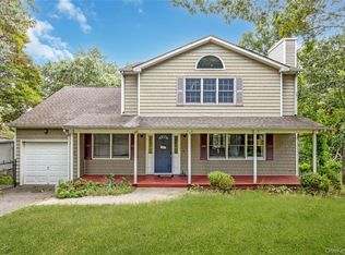 12 Garden Road, Rocky Point, NY 11778
