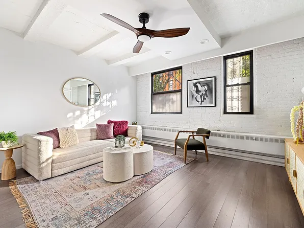 459 12th St APT 1A, Brooklyn, NY 11215