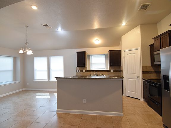 4th image of 708 W Gemini Ln