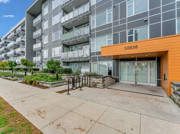 10838 Whalley Blvd #516, Surrey, BC V3R 5J8
