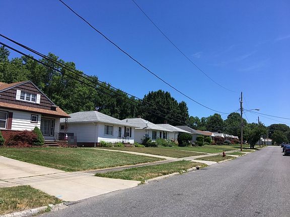 4th image of 5263 E 135th St