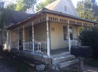 121 W Miller Ave W, West Terre Haute, IN 47885