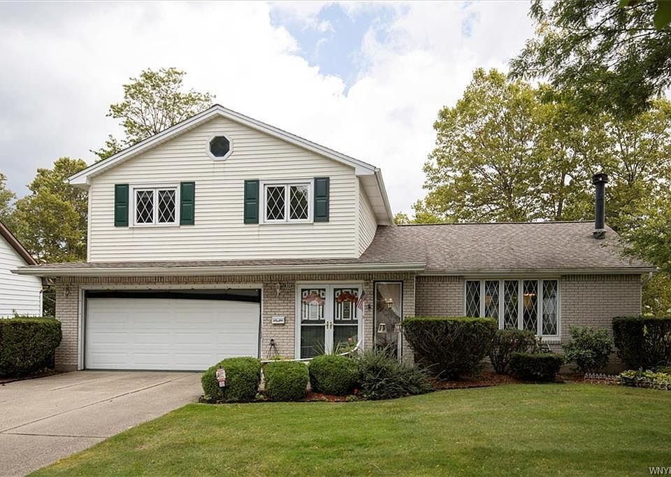 1st image of 103 Brooklane Dr
