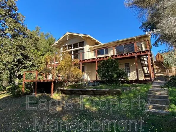 19919 N Ian Ct, Lockeford, CA 95237
