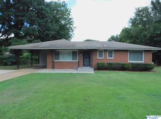 3710 Broadmor Rd NW, Huntsville, AL 35810