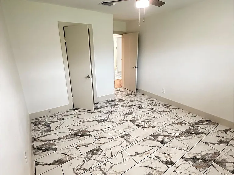 7007 Pine Grove Dr — Photo 5