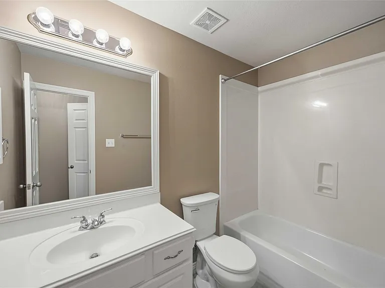 1511 Baldridge Ln — Photo 32