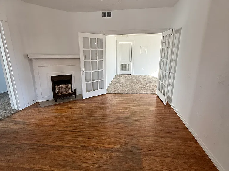 1814 N Shartel Ave #2 — Photo 11