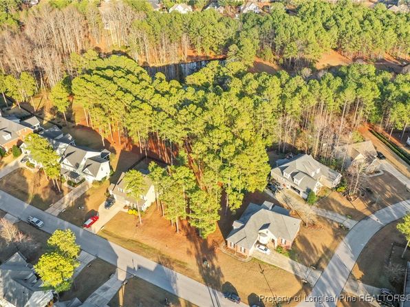 350 Falling Water Rd, Spring Lake, NC 28390