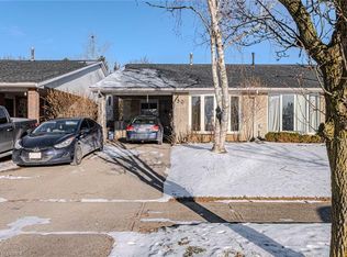 30 Autumn Rd, Brantford, ON N3R7B2