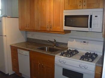2nd image of 3543 Grove Ave
