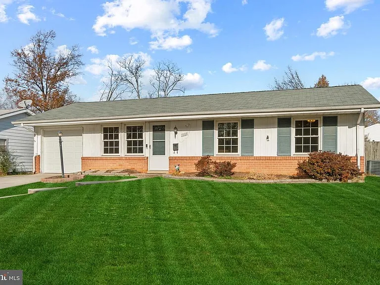 1042 S Ironwood Rd — Photo 31