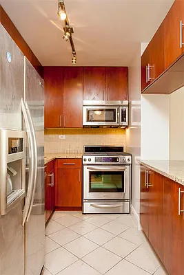 Rented by Mirador Real Estate | media 68