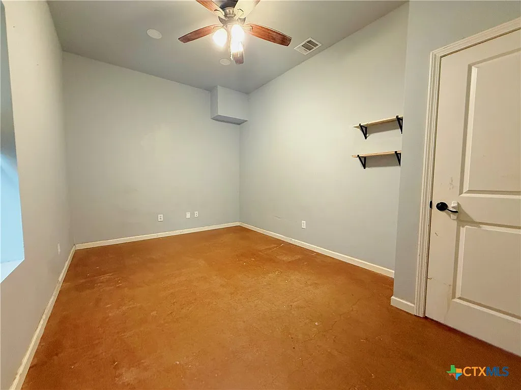 2 bed, 1.0 bath, 1286 sqft, $1,395 — Photo 4