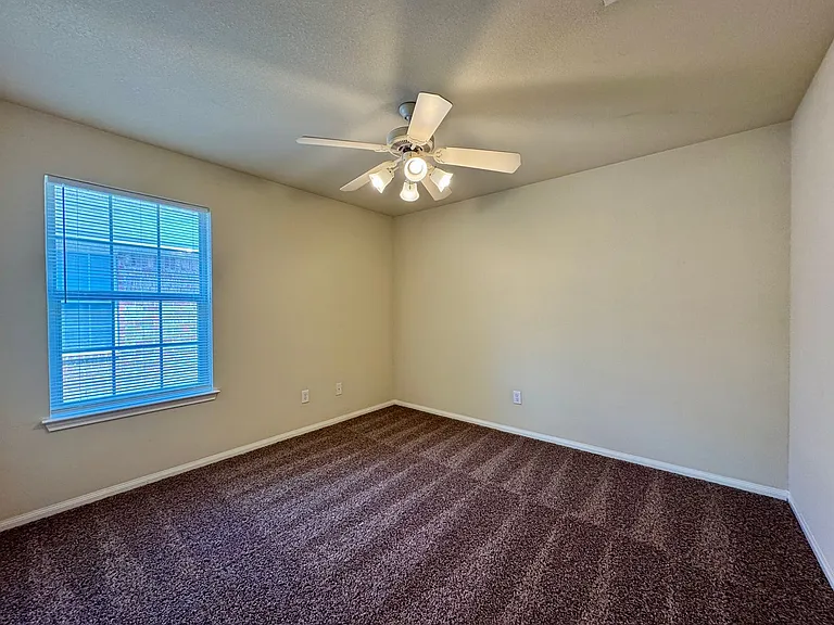 304A Chapel Trail Cir — Photo 11