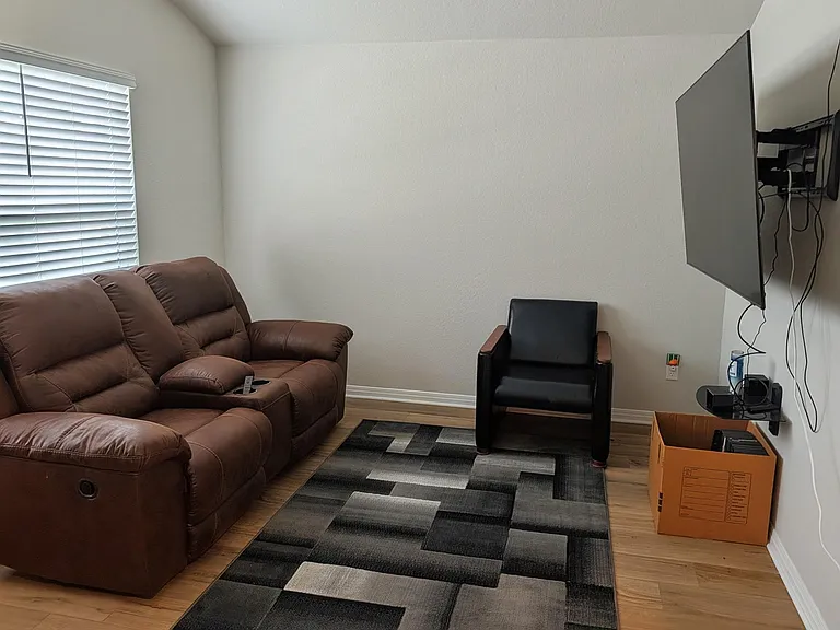1015 Bluejack Way — Photo 11