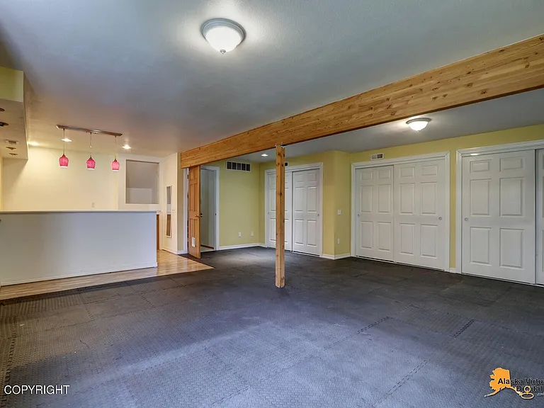 8501 Mentra St — Photo 24