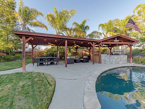 4th image of 7224 Beja Ct
