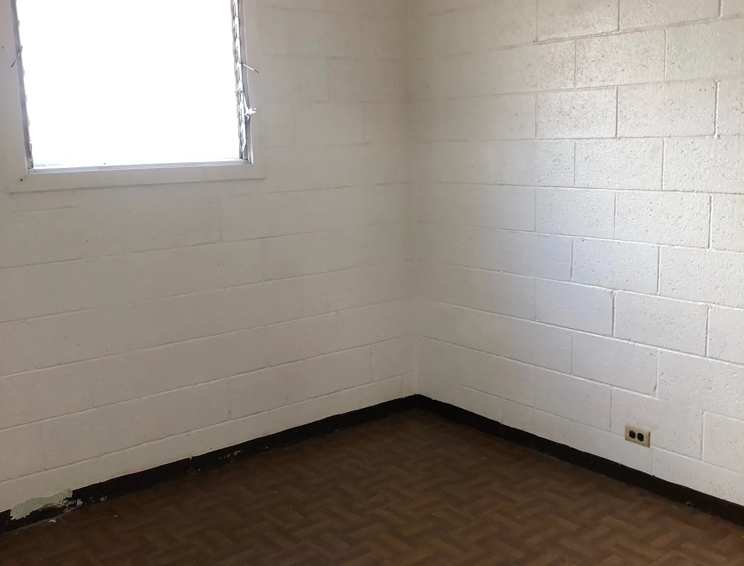 304 Olive Ave — Photo 2