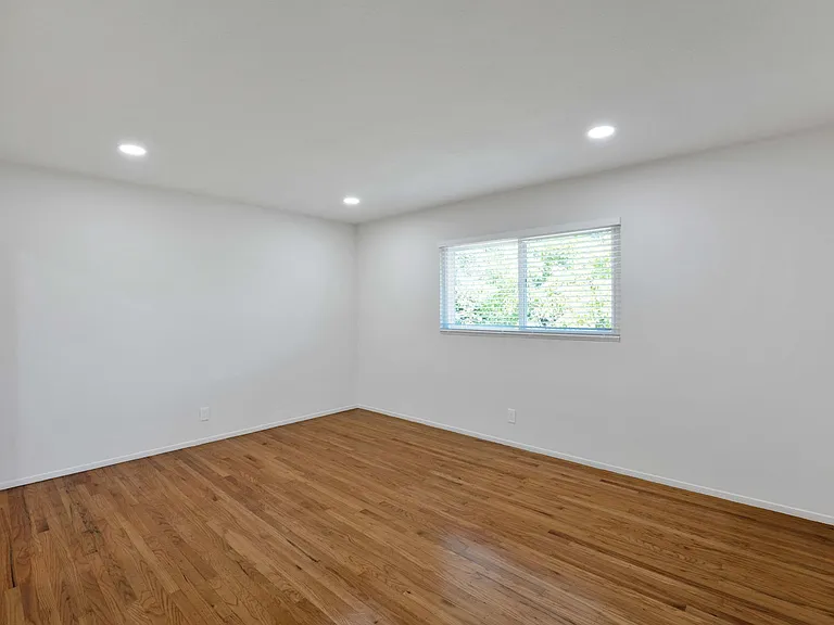 4029 Park Blvd — Photo 13