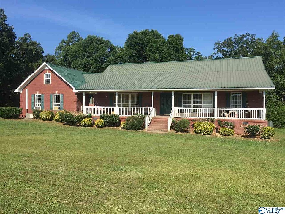 1st image of 115 Pine Dr