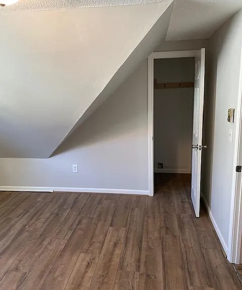 33 Roberts St #3 — Photo 6