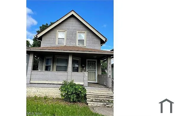 3520 E 105th St photo 1